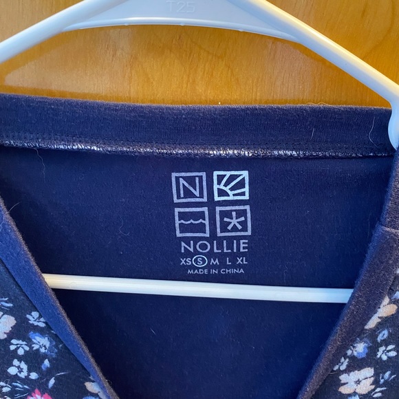 Floral Crew Neck Sweater - Picture 2 of 3